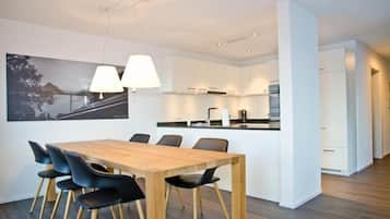 Apartment | Private kitchen | Full-sized fridge, oven, stovetop, dishwasher