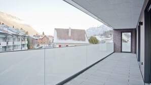 Apartment | Balcony - Apartment Rugenpark 7 (Interlaken)