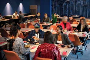 Daily buffet breakfast for a fee - Akeah Verdi Budapest (Budapest)