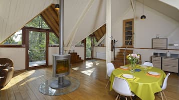 Apartment (Dans les bois) | Living area