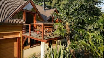 1 bedroom, premium bedding, in-room safe, desk