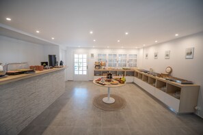 Frokostbuffé er inkludert hver dag