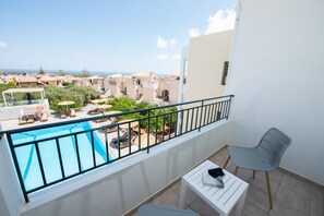 Rom – classic, 1 soverom, ikke-røyk, bassengutsikt | Utsikt fra rommet