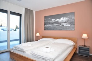 2 bedrooms, blackout drapes, iron/ironing board, free WiFi - Apartment Rugenpark 11 (Interlaken)