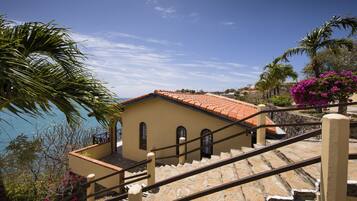 Deluxe Double Room, 1 King Bed, Kitchenette, Ocean View | Balcony view