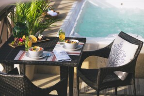 Deluxe Suite, 1 King Bed, Ocean View, Oceanfront | Terrace/patio