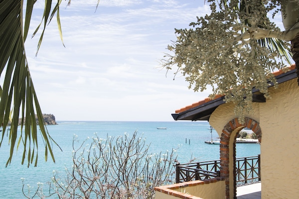 Doppia Deluxe, 1 letto king, angolo cottura, vista oceano | Vista spiaggia/mare