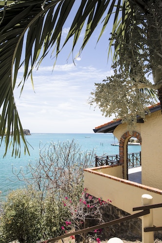 Secret Harbour Boutique Hotel and Marina