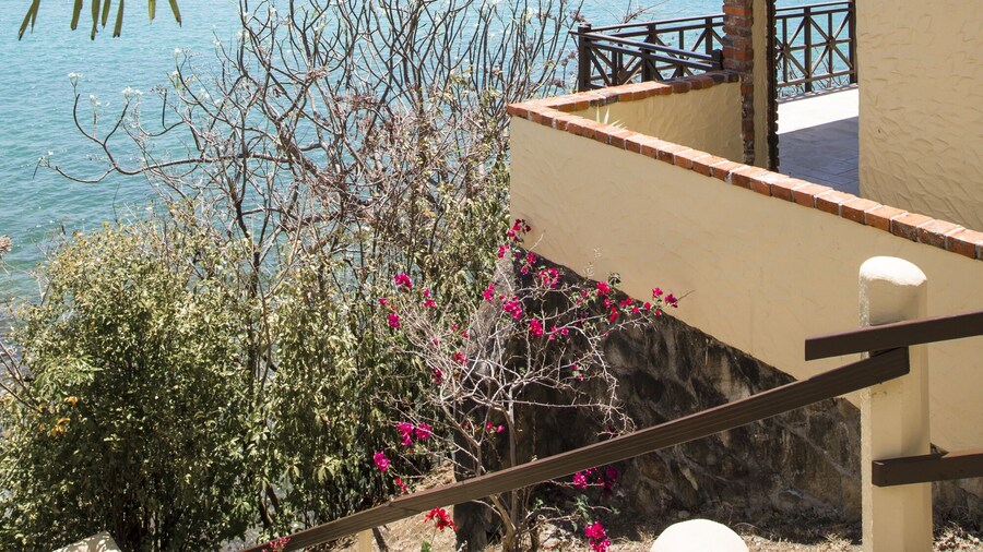 Secret Harbour Boutique Hotel and Marina