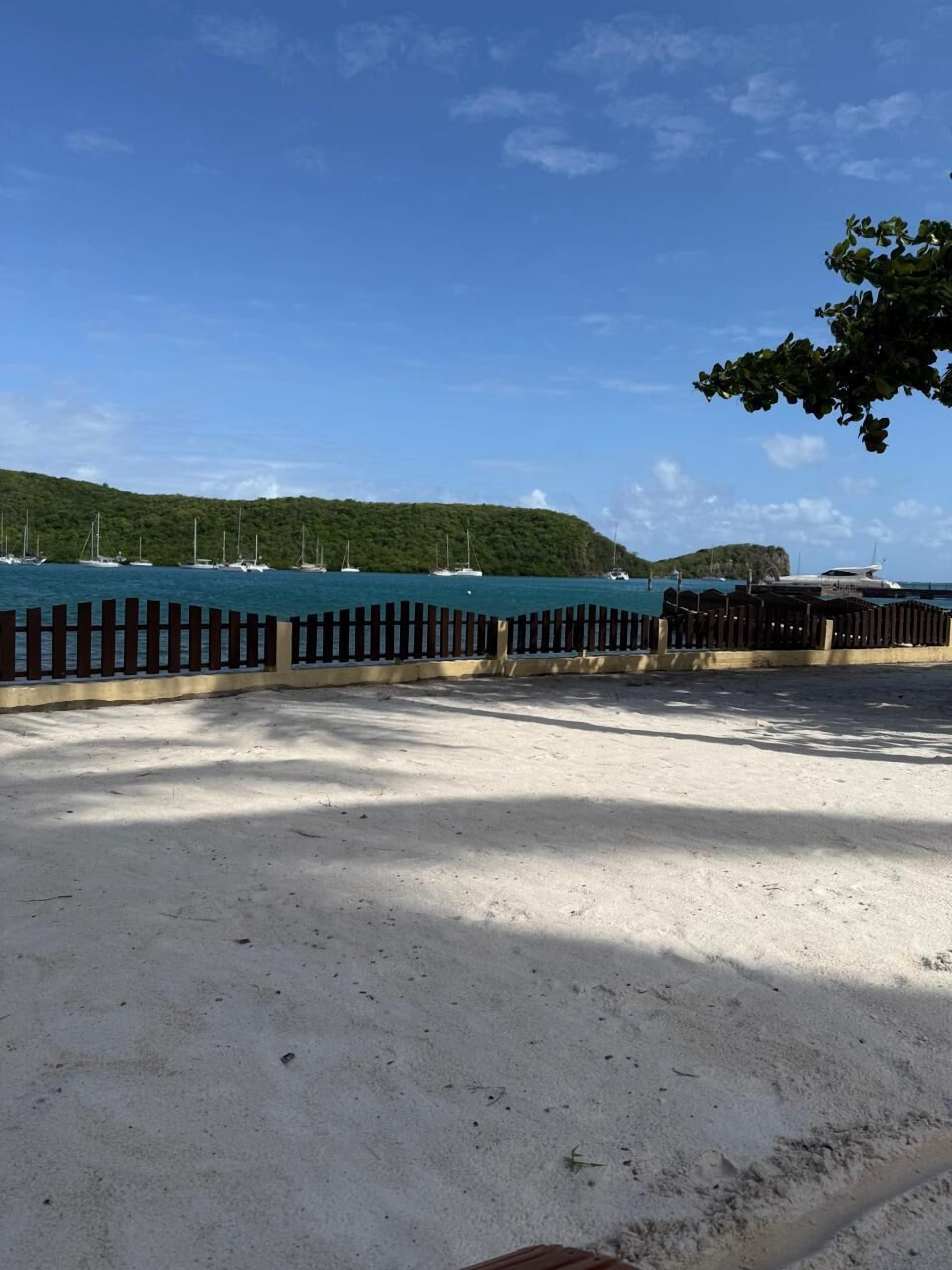 Photo - Secret Harbour Boutique Hotel and Marina