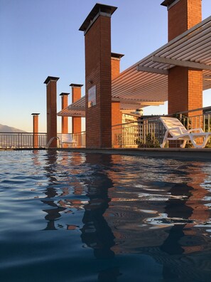 Piscine extérieure (ouverte en saison)
