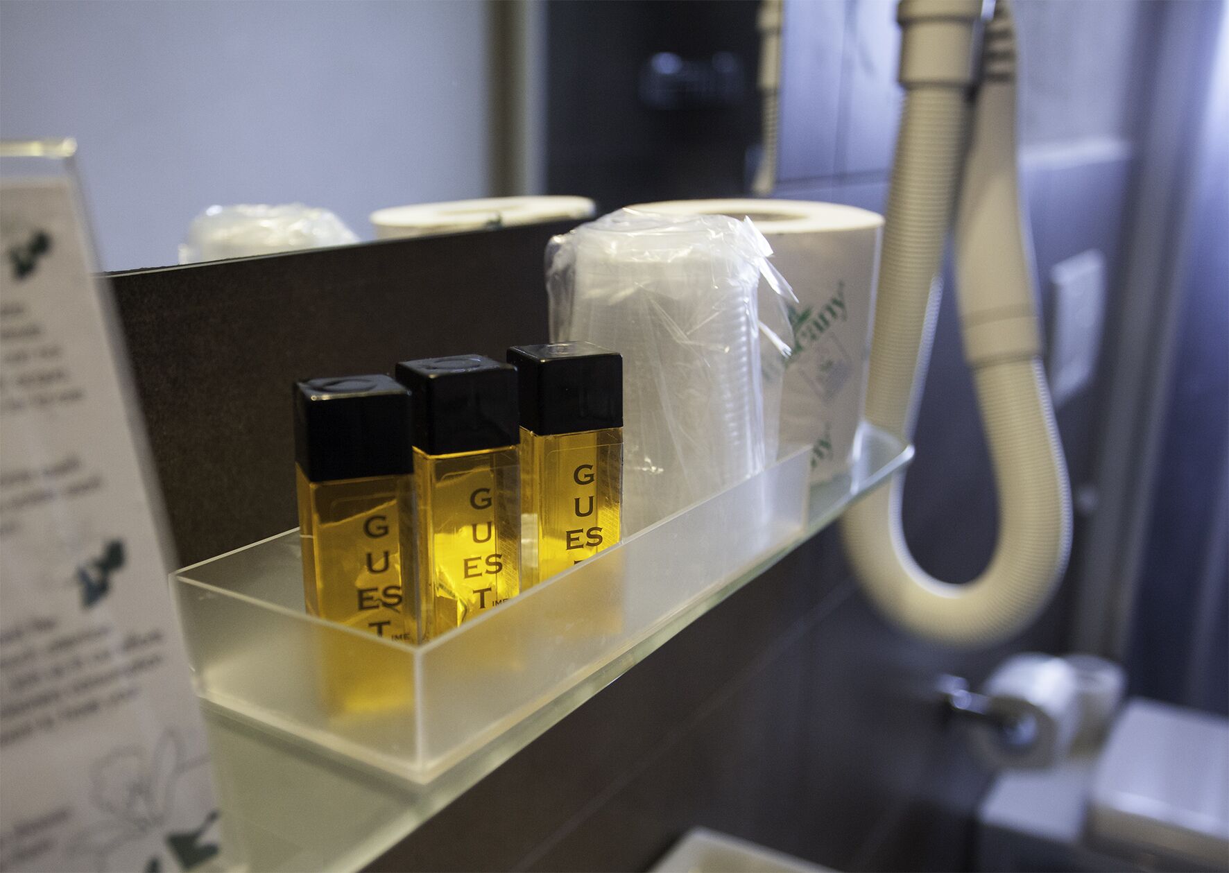 shower, bidet, towels