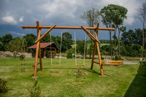 Außen-Kinderspielplatz