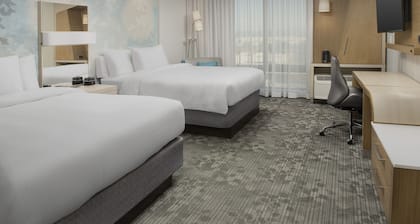 Courtyard by Marriott Albion