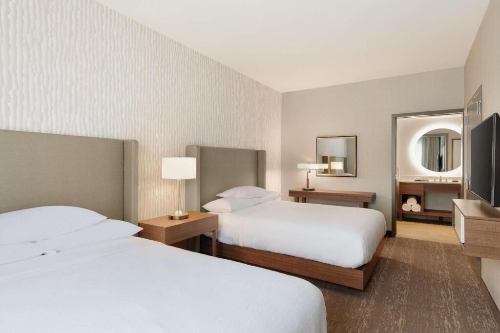 In-room safe, desk, soundproofing, iron/ironing board