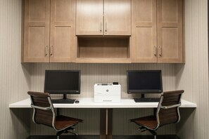 Business centre - Hilton Garden Inn Las Vegas City Center (Las Vegas)