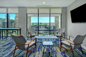 Lobby sitting area - Home2 Suites by Hilton Plano Richardson (Plano)