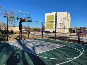Terrain de basketball