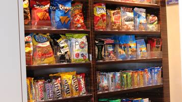 Snack bar