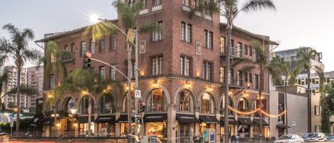 Façana frontal de l'allotjament