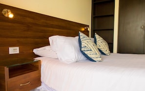 1 chambre, fer et planche à repasser, Wi-Fi gratuit