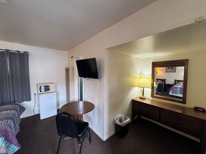 Unclassified image, 3 of 50, button - Cody Motel Rock Springs WY (Rock Springs)