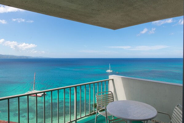 Beach/ocean view - Sunset Beach Studio At Montego Bay Club Resort (Montego Bay)