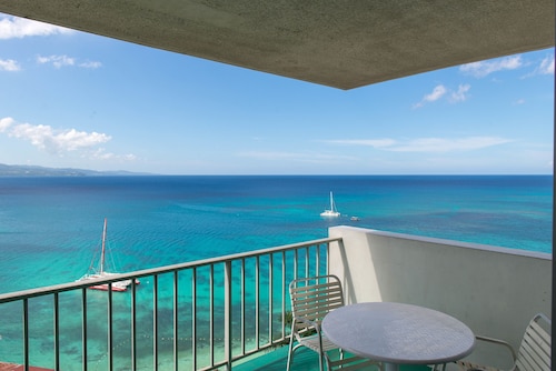 Sunset Beach Studio At Montego Bay Club Resort