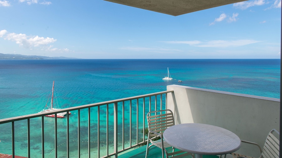 Sunset Beach Studio At Montego Bay Club Resort