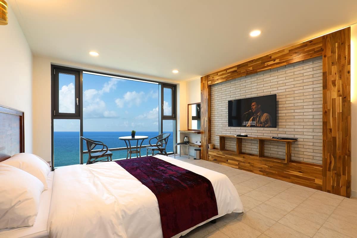 Studio, Sea View (A # 202) | 1 bedroom, free WiFi