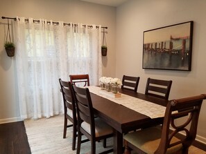 Dining - Escape to Paradise in West Palm Beach (West Palm Beach)