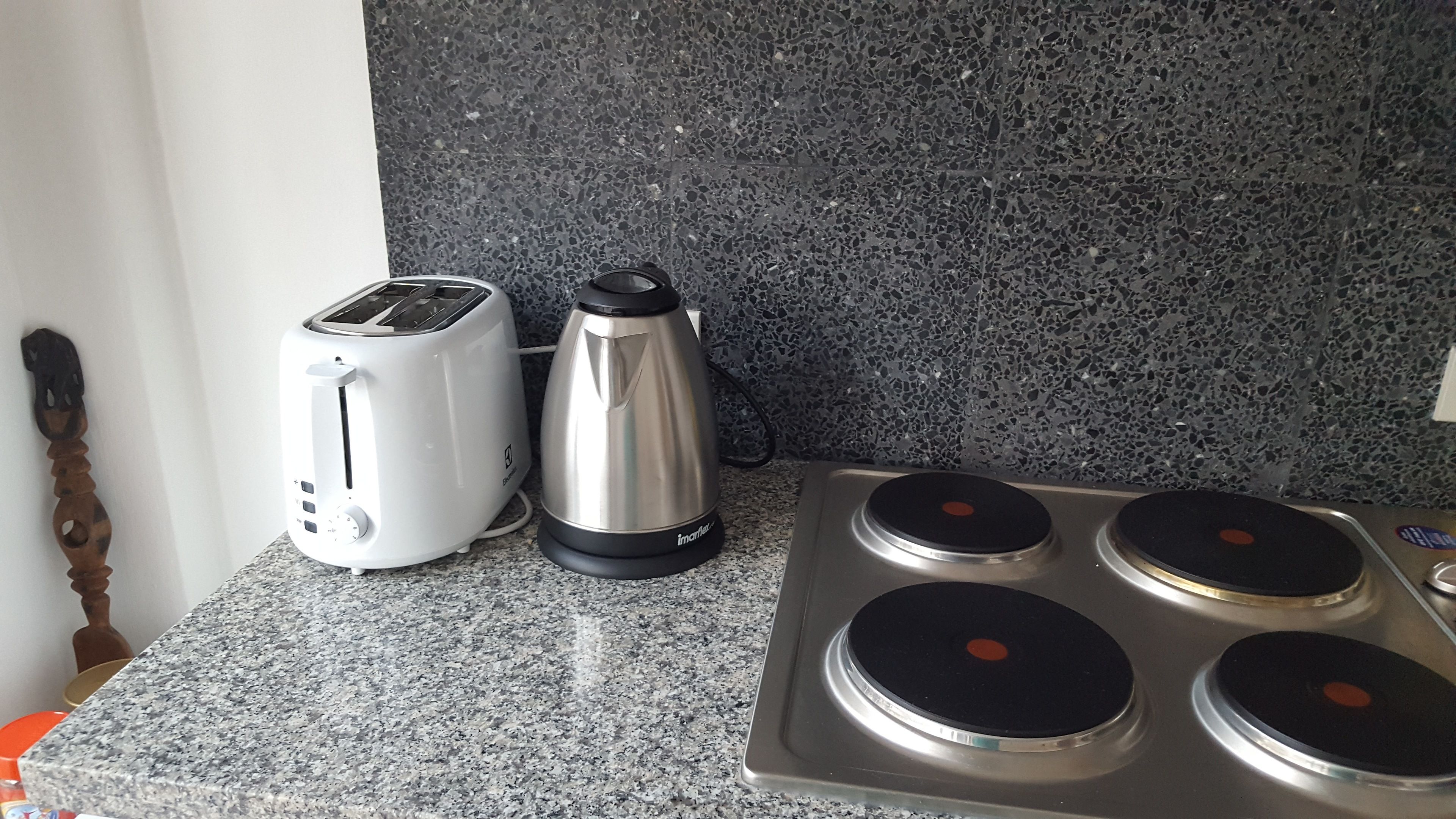 coffee/tea maker, electric kettle