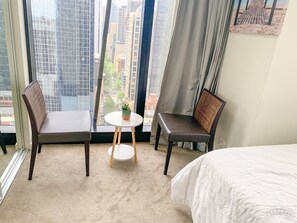 Luxury Apartment | In-room dining - Sunshine Boutique Apartments Collins (Melbourne)