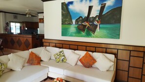 TV - Charming studio pool private terrace sea beach golf luxury residence (Tambon Rawai)