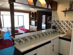 Apartment, 3 Bedrooms | Private kitchen