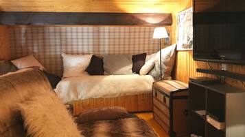 6 slaapkamers, een strijkplank/strijkijzer, wifi, beddengoed