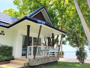 Deluxe Beach Front Bungalow | 住宿场地