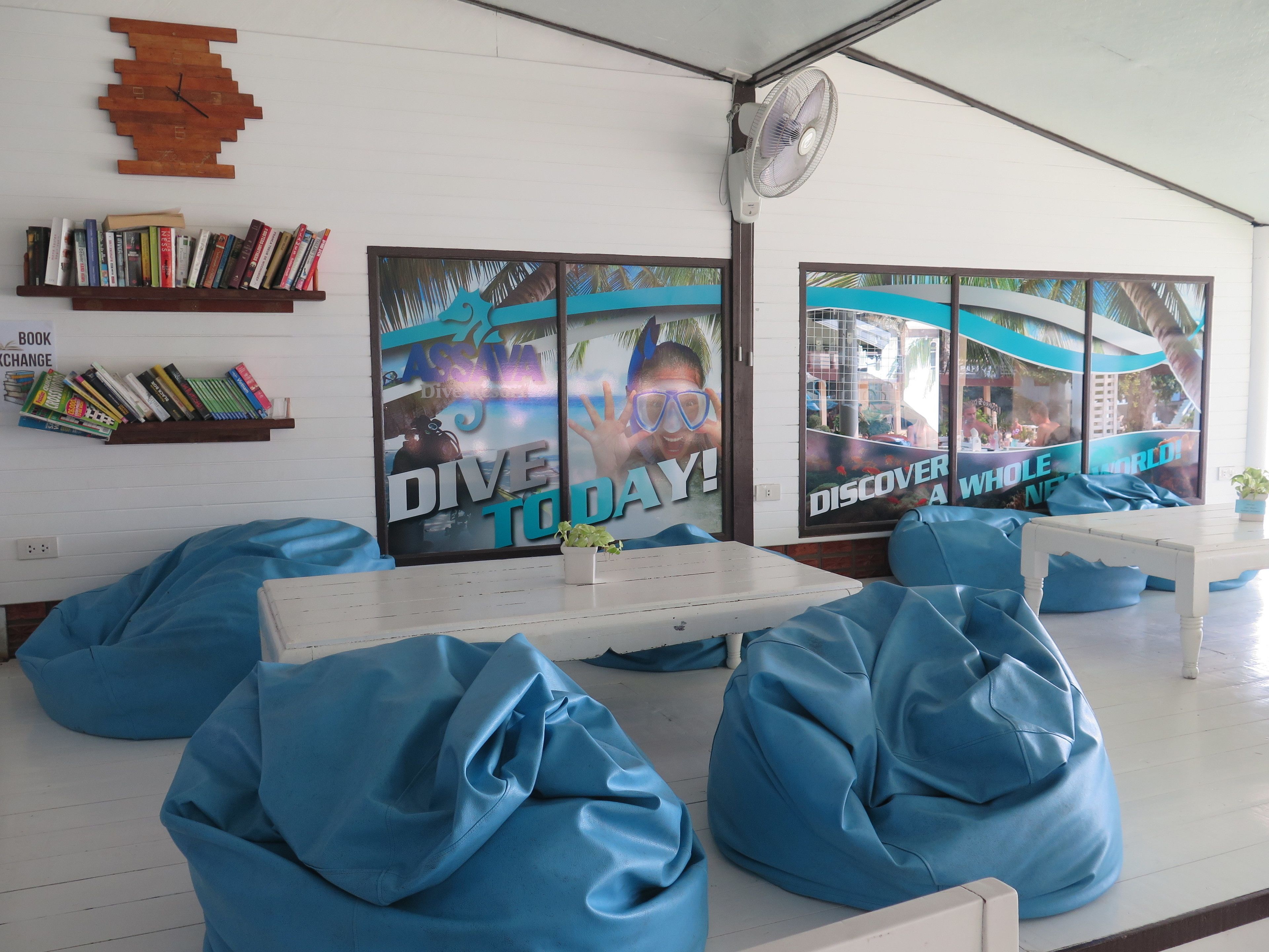 breakfast, lunch, dinner served; international cuisine, beach views