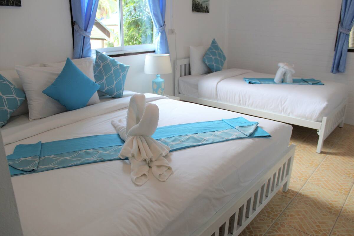 bungalow family | in-room safe, desk, free wifi, bed sheets