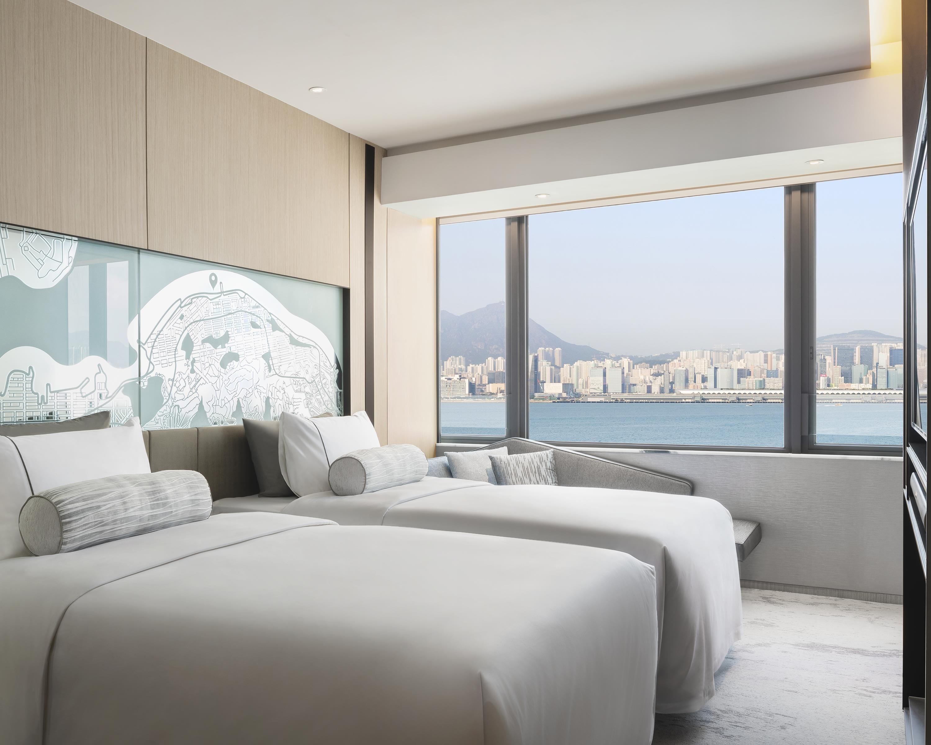 Photo - Hyatt Centric Victoria Harbour