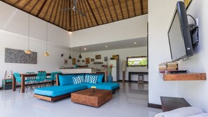 تلفزيون، مشغل دي في دي، كُتُب