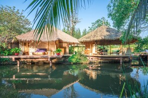 Soins d'aromathérapie, massages suédois, massages thaïs