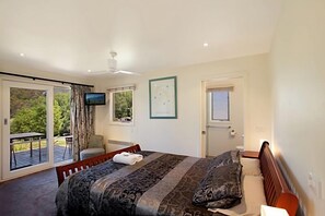 House, 4 Bedrooms