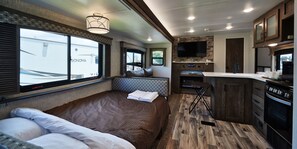 免費 Wi-Fi、床單