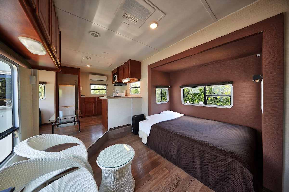 Deluxe Twin Room | Free WiFi, bed sheets