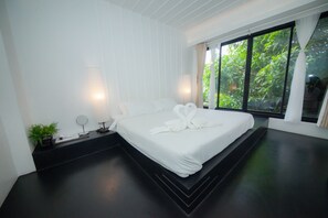 White Suite | Pemandangan dari kamar