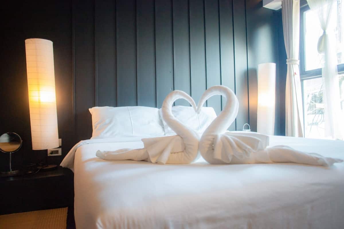 premium black signature | 1 bedroom, premium bedding, free minibar, soundproofing