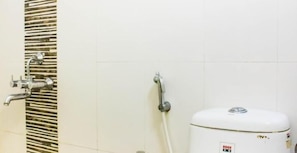 Deluxe Duplex, 1 Bedroom | Bathroom
