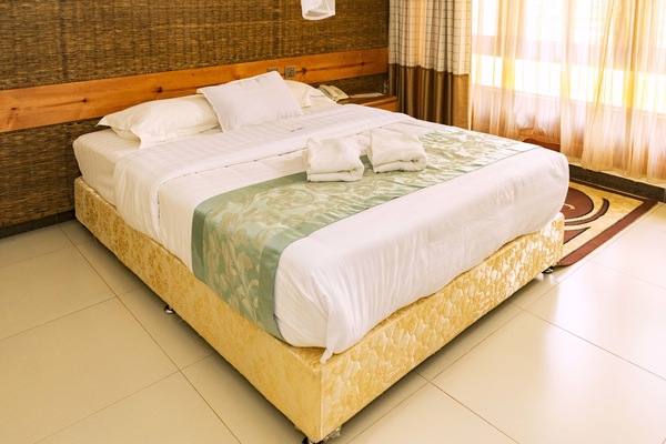 Caja de seguridad en la habitación, escritorio y wifi gratis