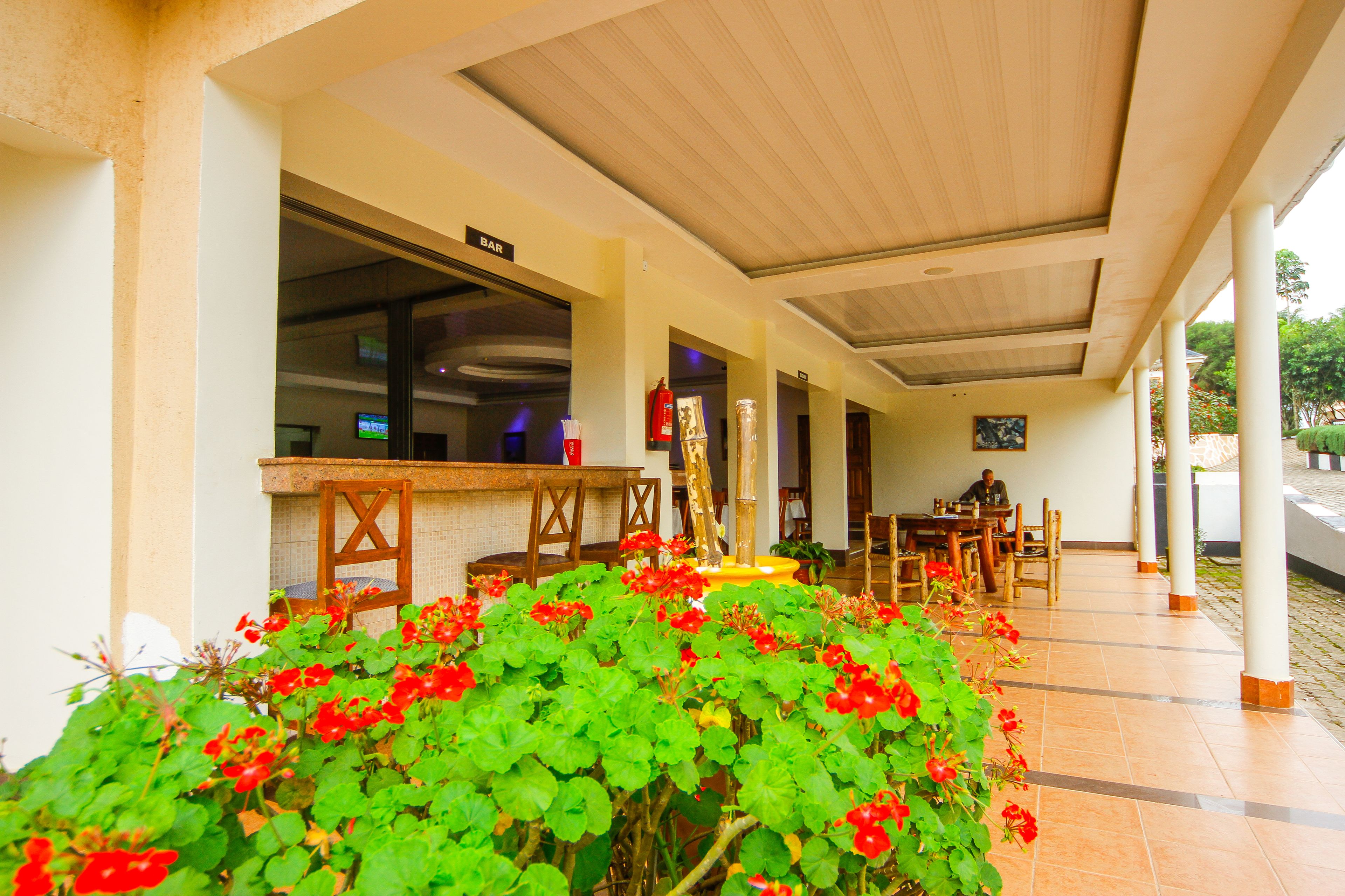 Breakfast, lunch, dinner served; local and international cuisine 